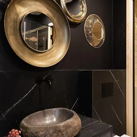 Sevilla Z Prywatna Sauna * Щирк