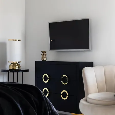 Sevilla Z Prywatna Sauna Апартаменты *