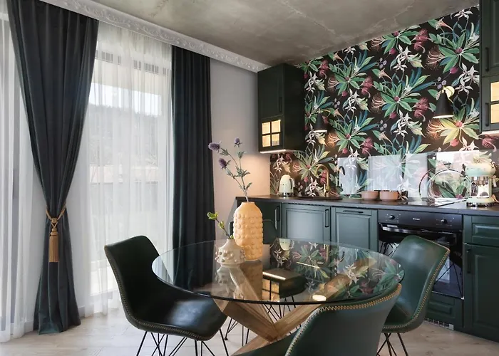 Апартаменты Sevilla Z Prywatna Sauna